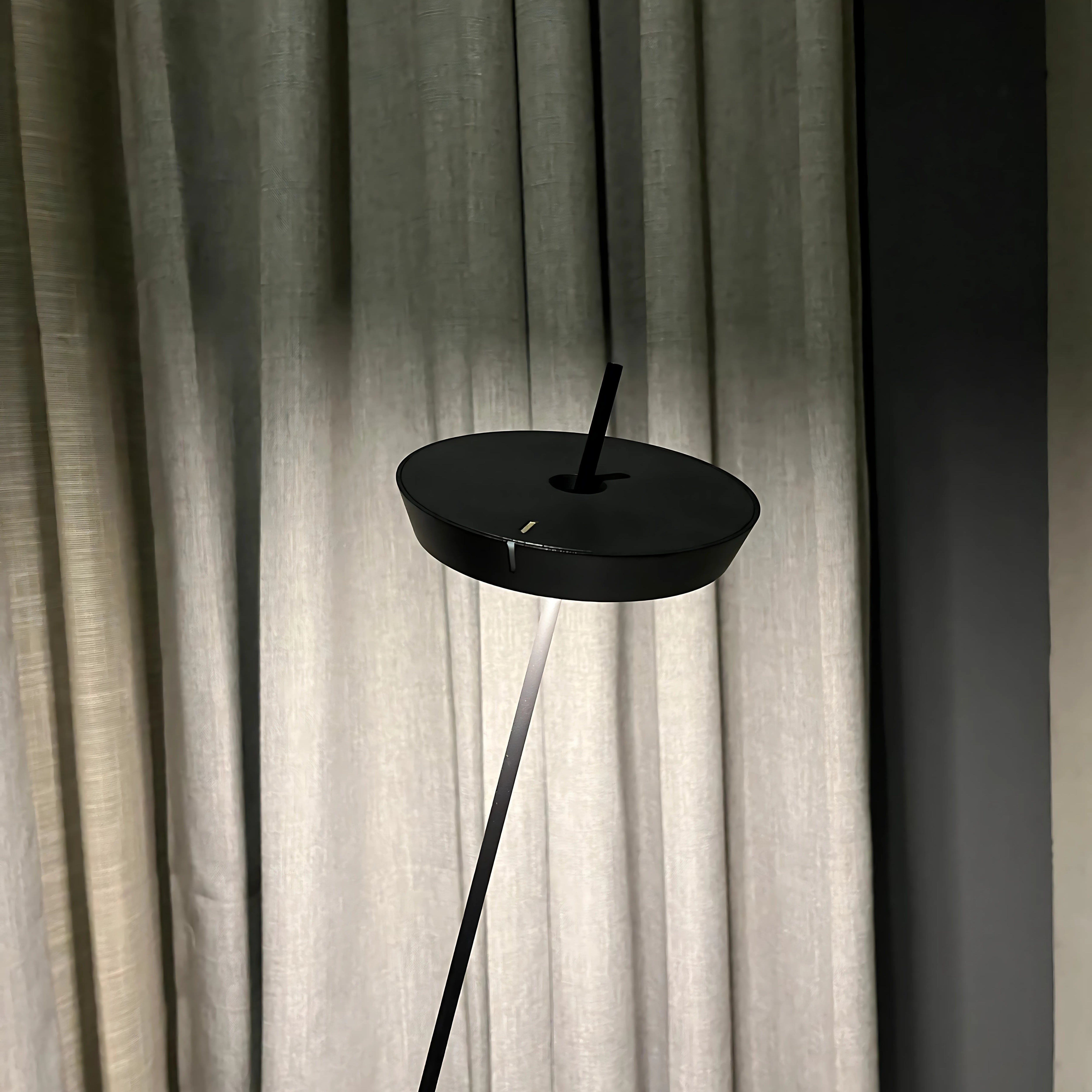 Torus Floor (Black)