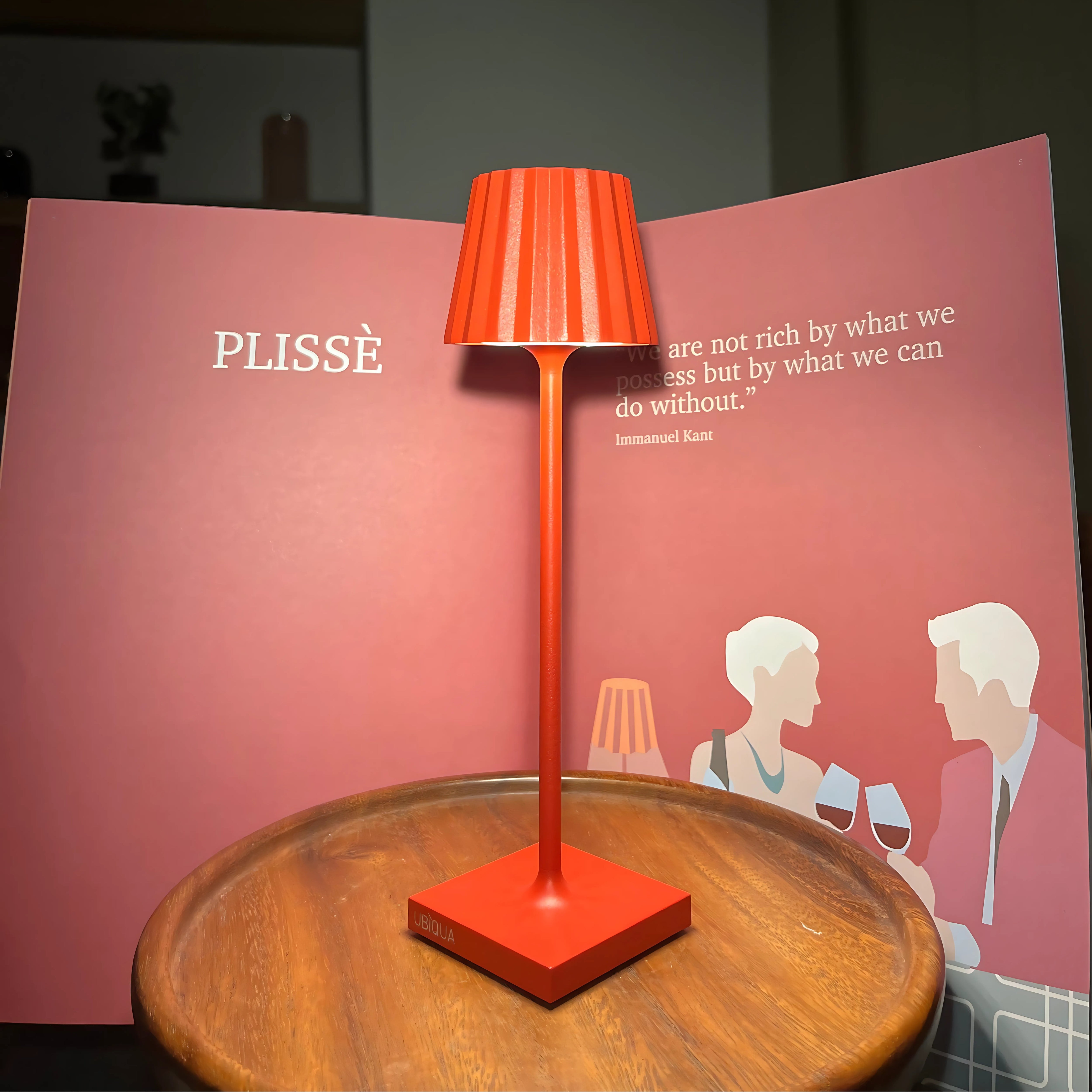 Plissè Nano (Flame Red)